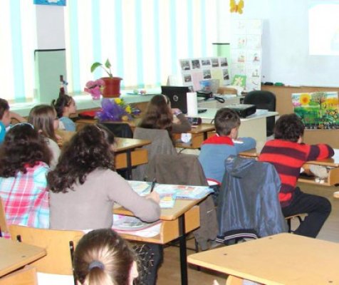 Cercuri de excelenţă pentru elevii pasionaţi de Matematică, la Constanţa